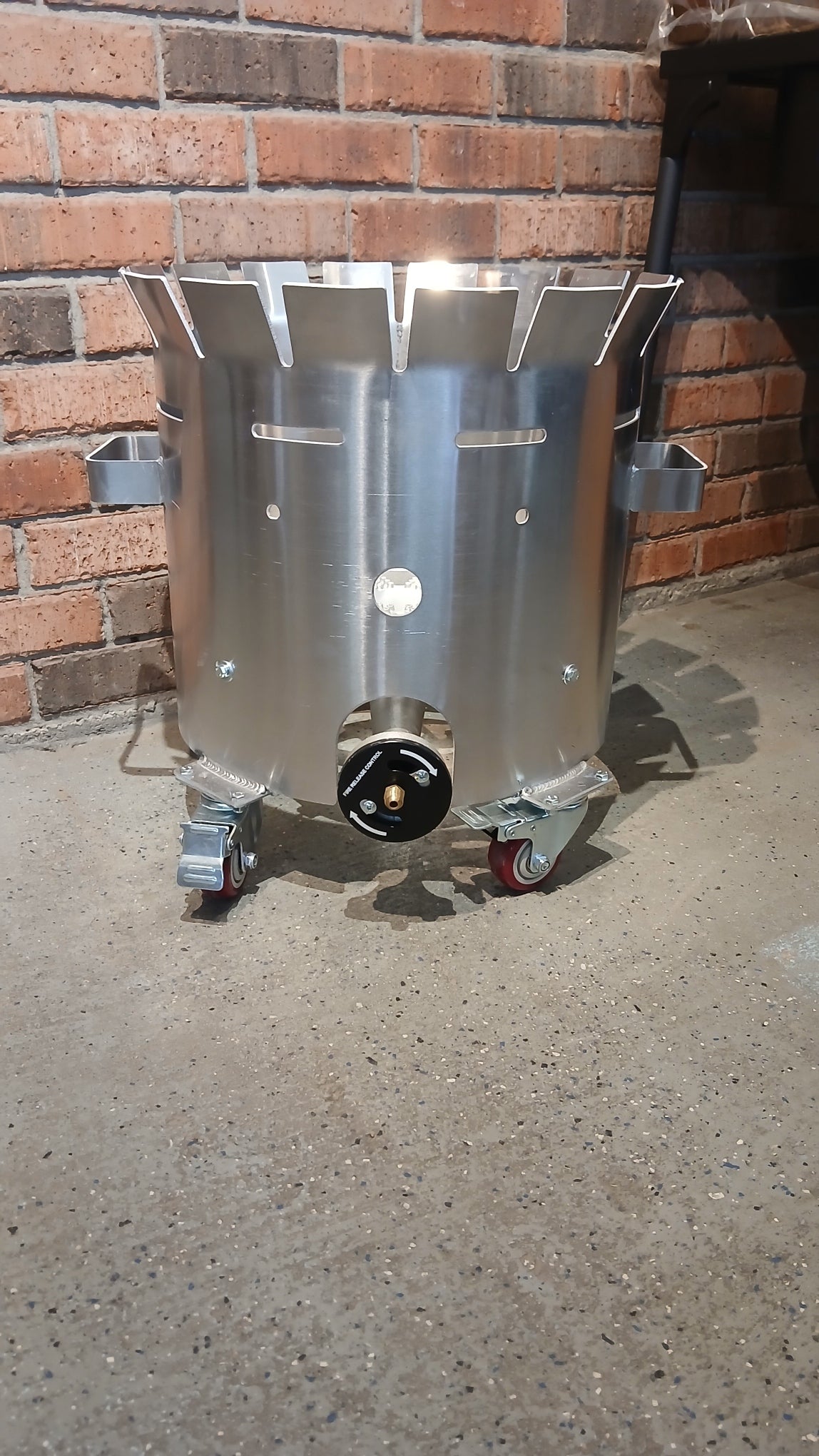 Aluminum Jambalaya Roll Around Stand Only