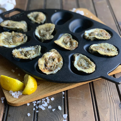 Bayou Classic Cast Iron Oyster Pan
